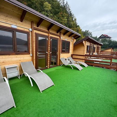 Holiday Bicaz Bungalows On The Lake ภายนอก รูปภาพ