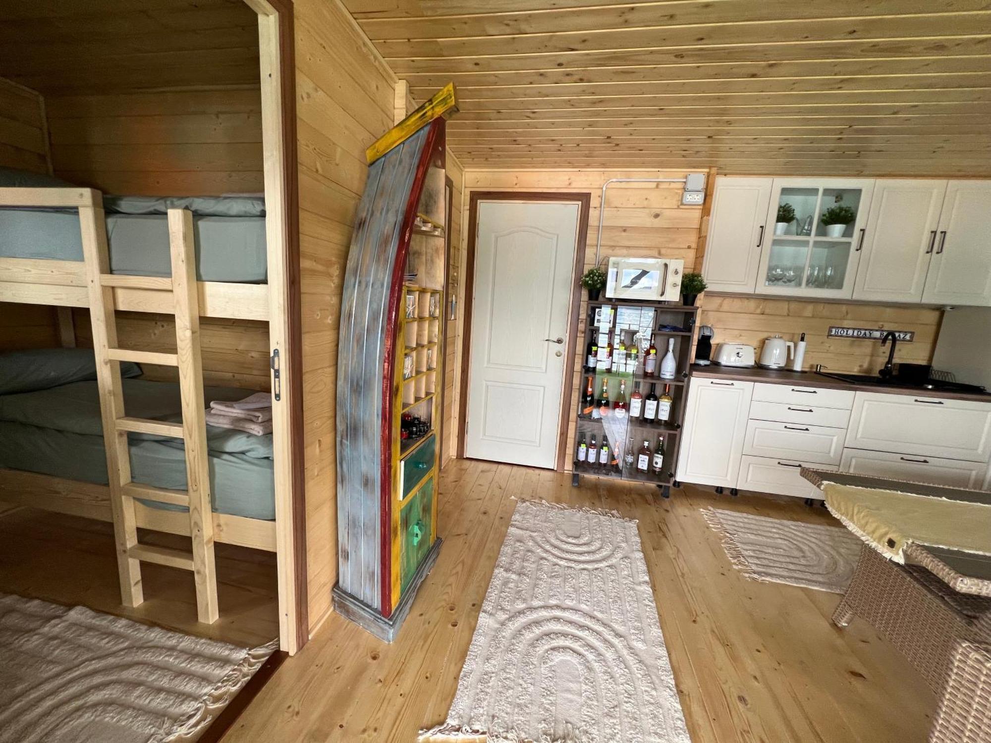 Holiday Bicaz Bungalows On The Lake ภายนอก รูปภาพ